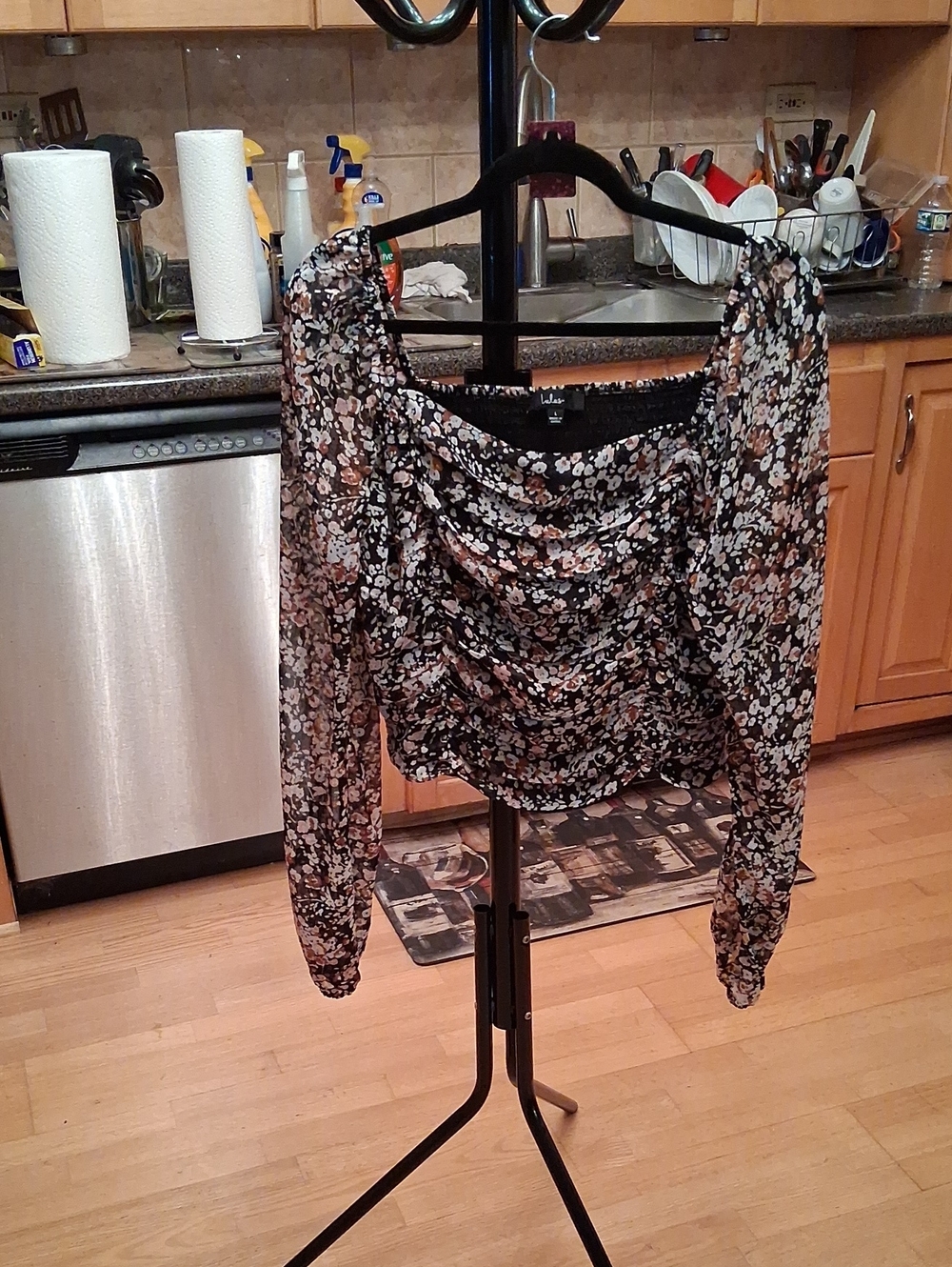 Lulu's Black Sheer Floral Ruched Long Sleeve Crop Top with Pink & Cream Blooms